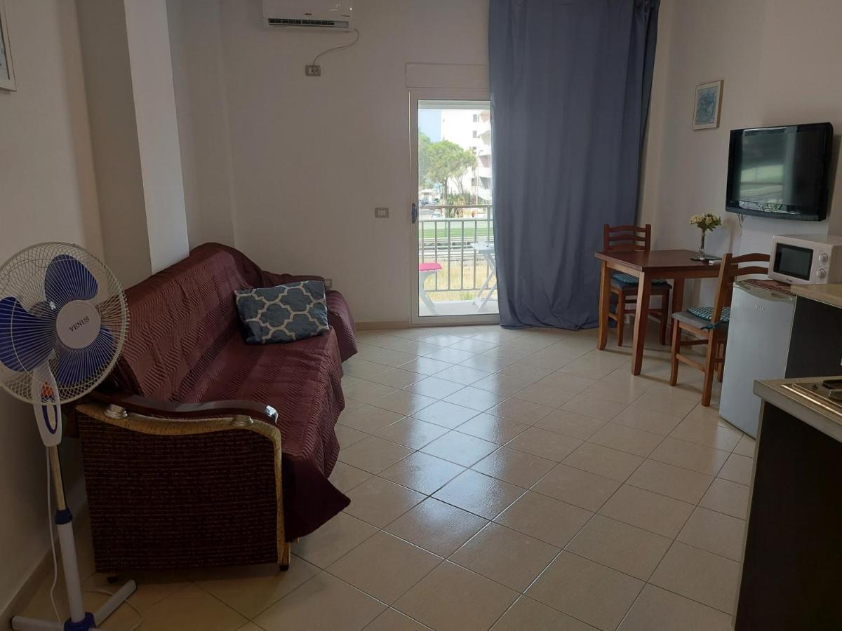 Golden Beach Apartments دراس المظهر الخارجي الصورة