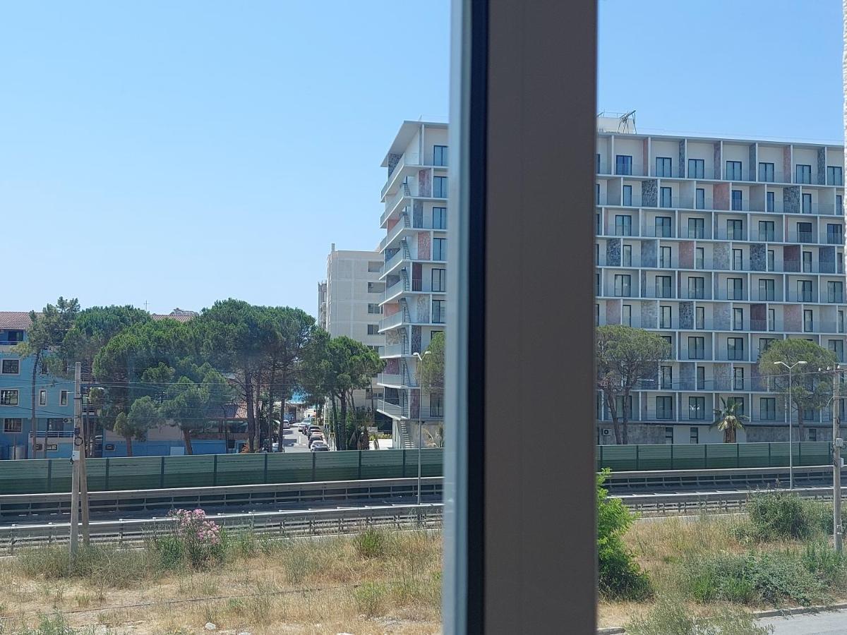 Golden Beach Apartments دراس المظهر الخارجي الصورة